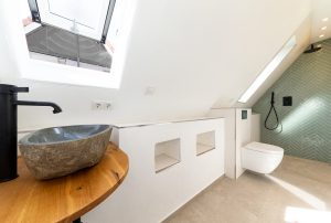 Bad Ensuite