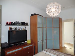 Schlafzimmer Schrank